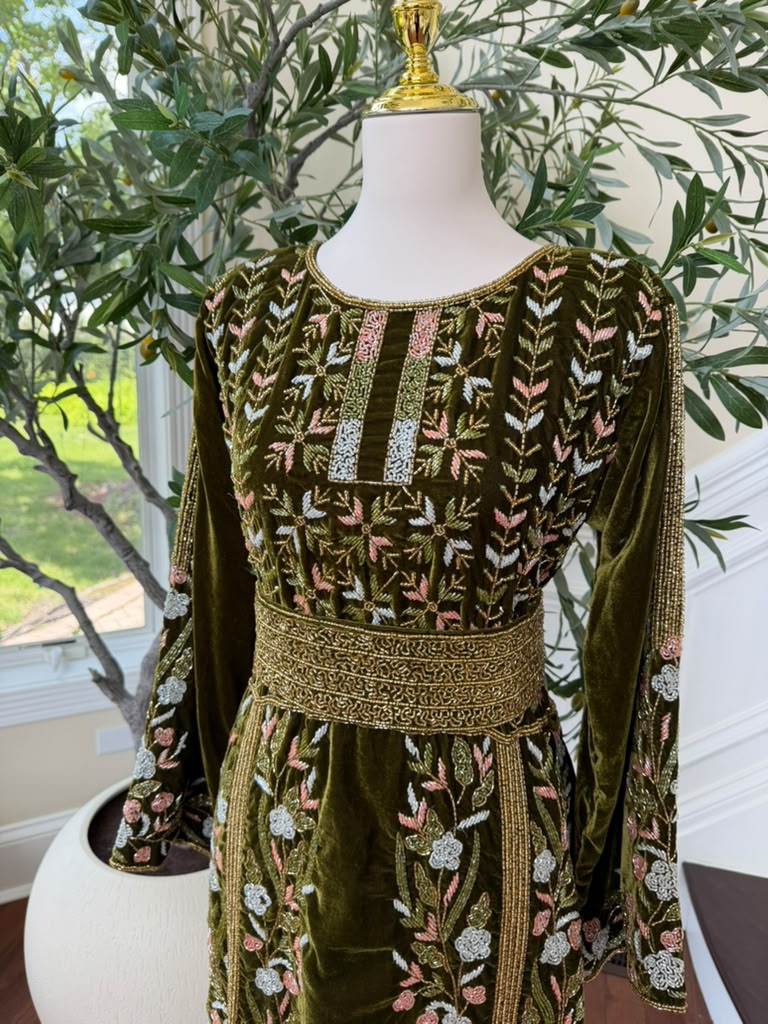 Velvet Olive Green Beaded Stone Thobe