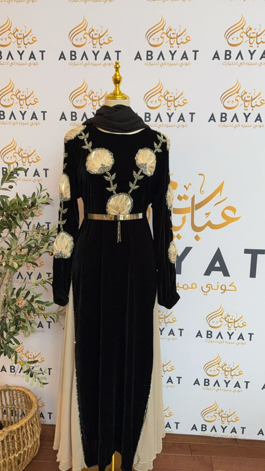 Velvet Rosey Cream Abaya