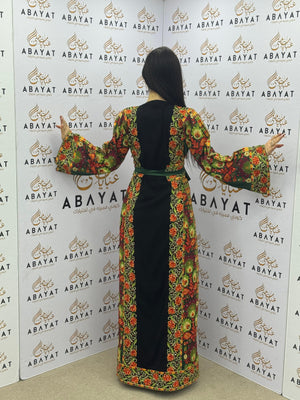 Traditional Palestinian Embroidered Thobe – Vibrant Floral Pattern with Green Waist Belt