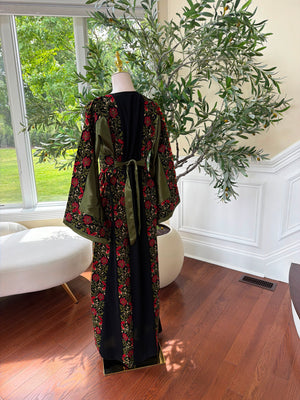 Black Embroidery Tatreez Thobe