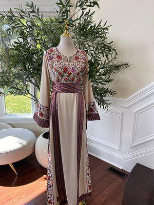 Cream Floral Embroidery Tatreez Thobe
