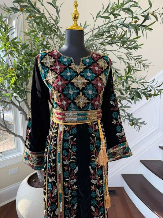 Black Velvet Beaded Stone Thobe
