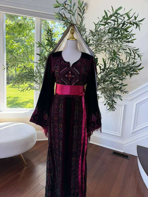 Velvet Green Embroidery Tatreez Thobe