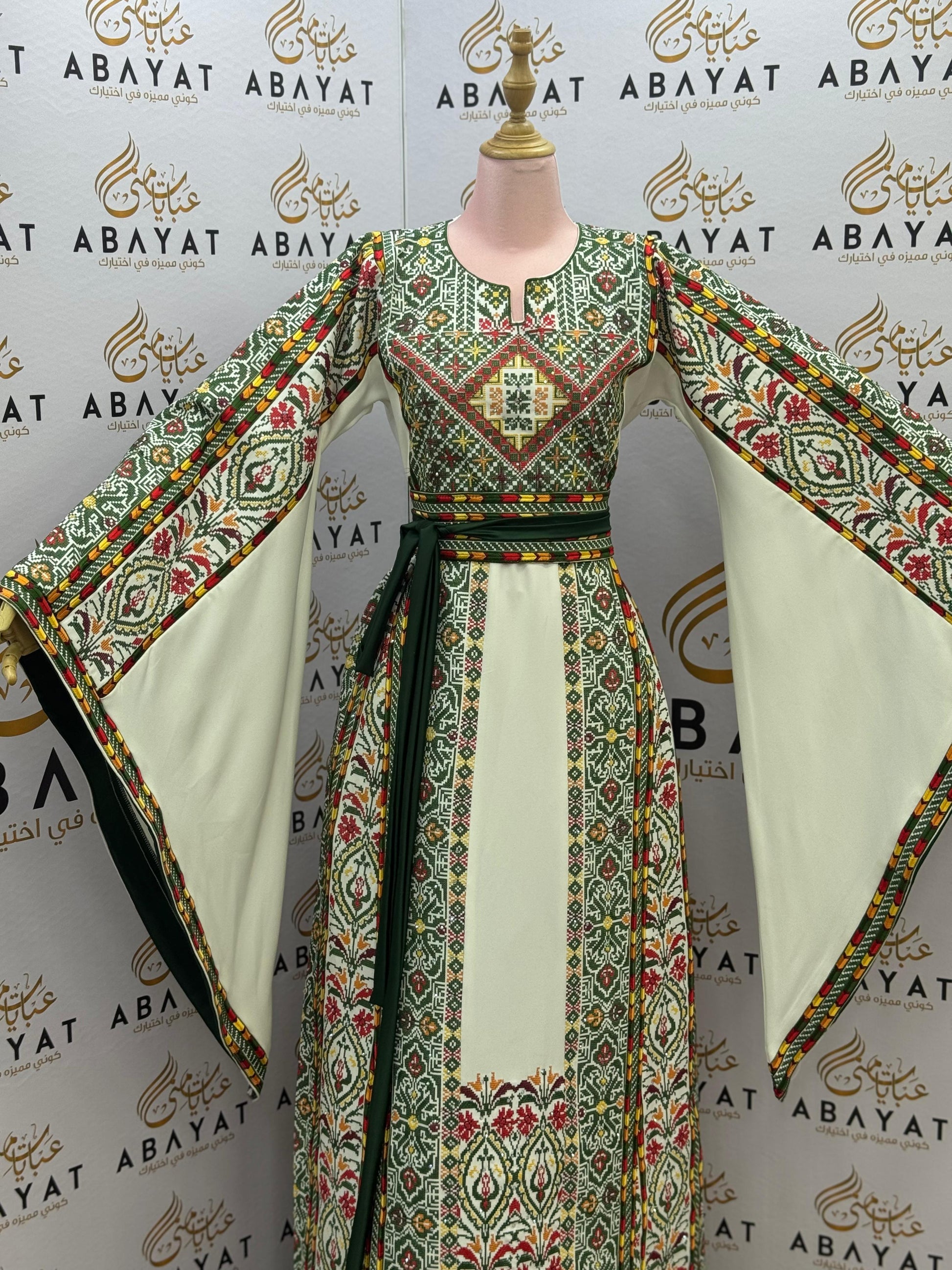White Elegance With Green Royal Tatreez Thobe