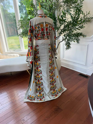 White Beaded Elegance Thobe