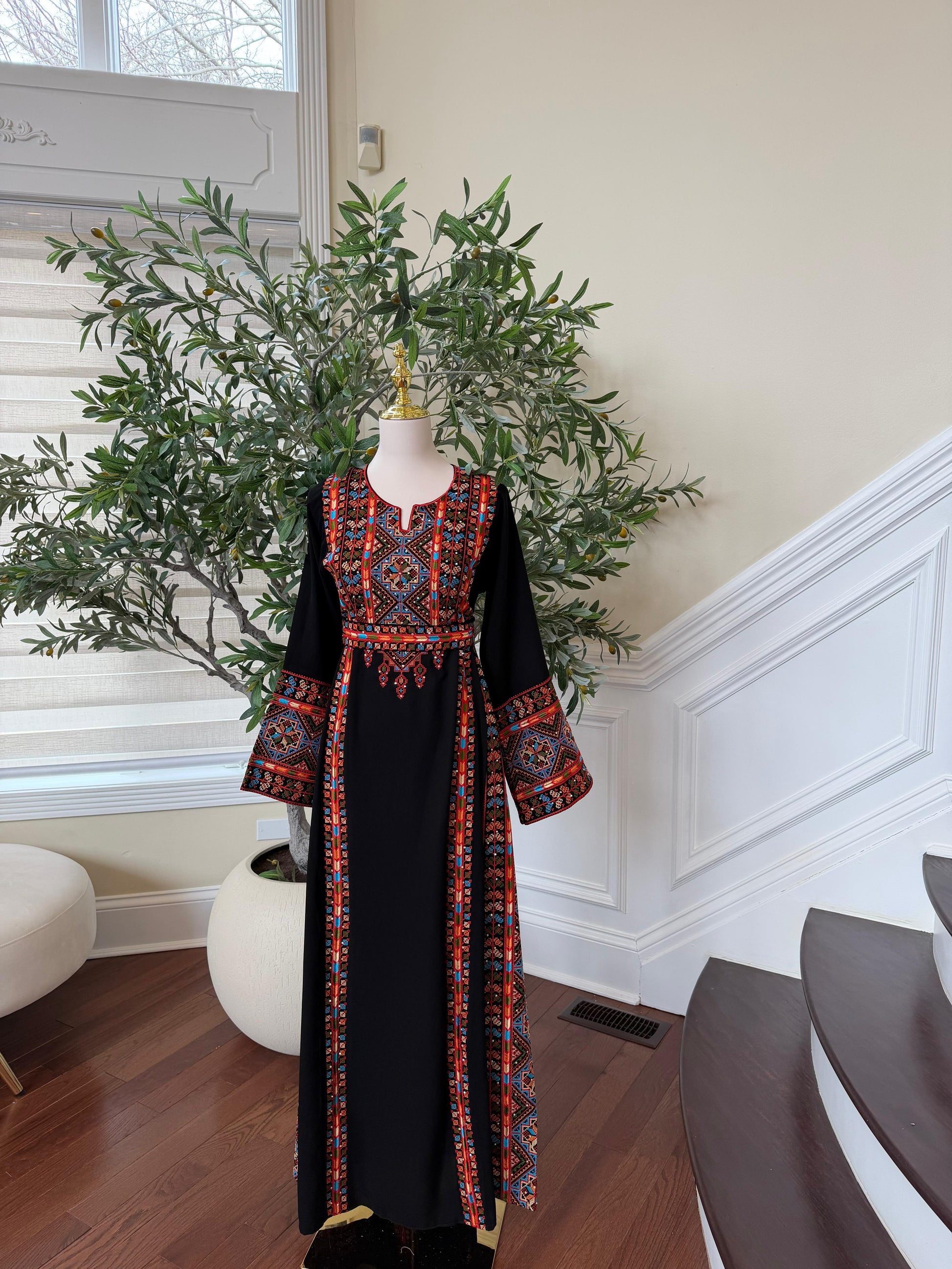Red Embroidery Tatreez Black Thobe