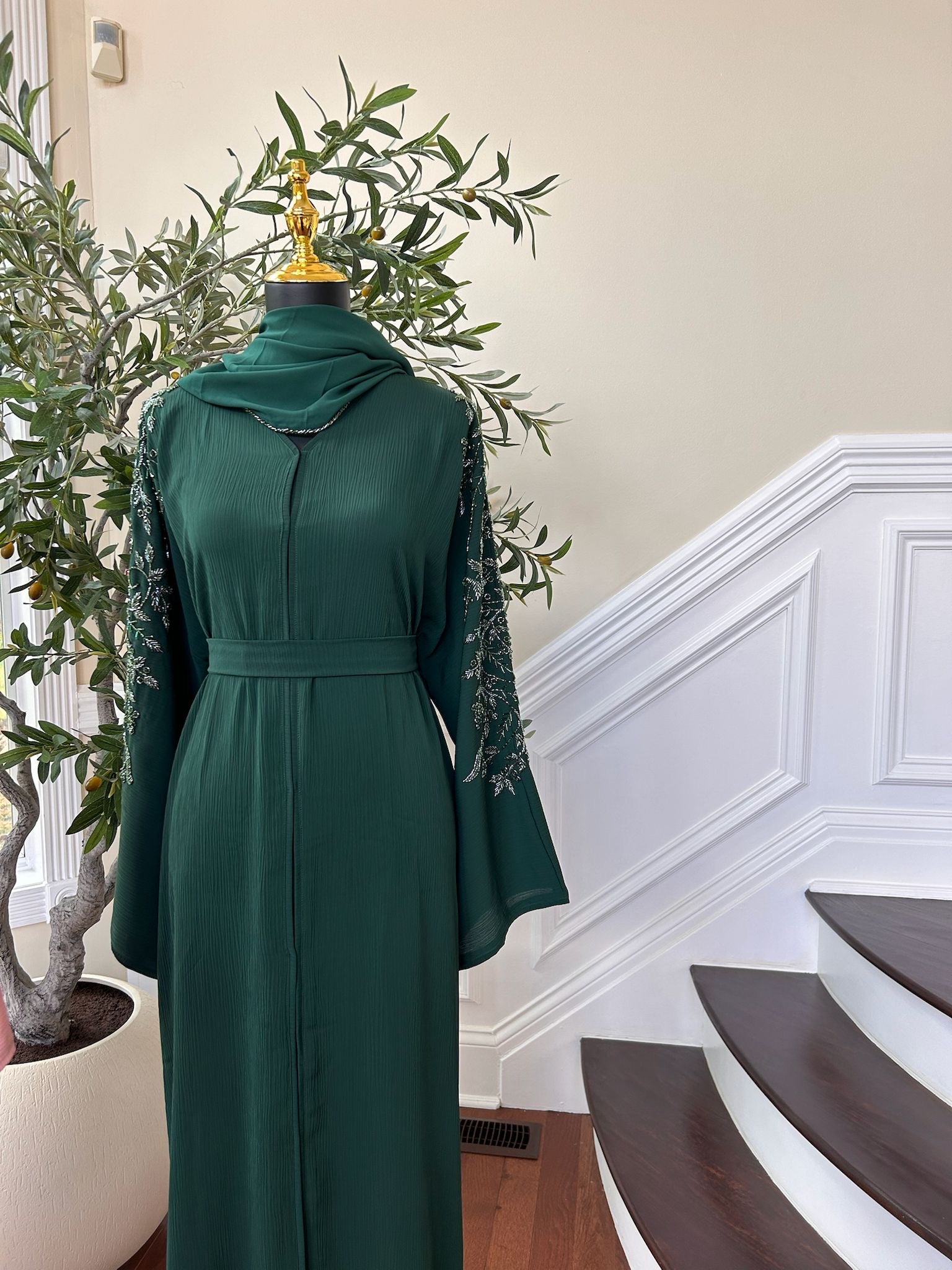 Green Sleeve Charm Abaya
