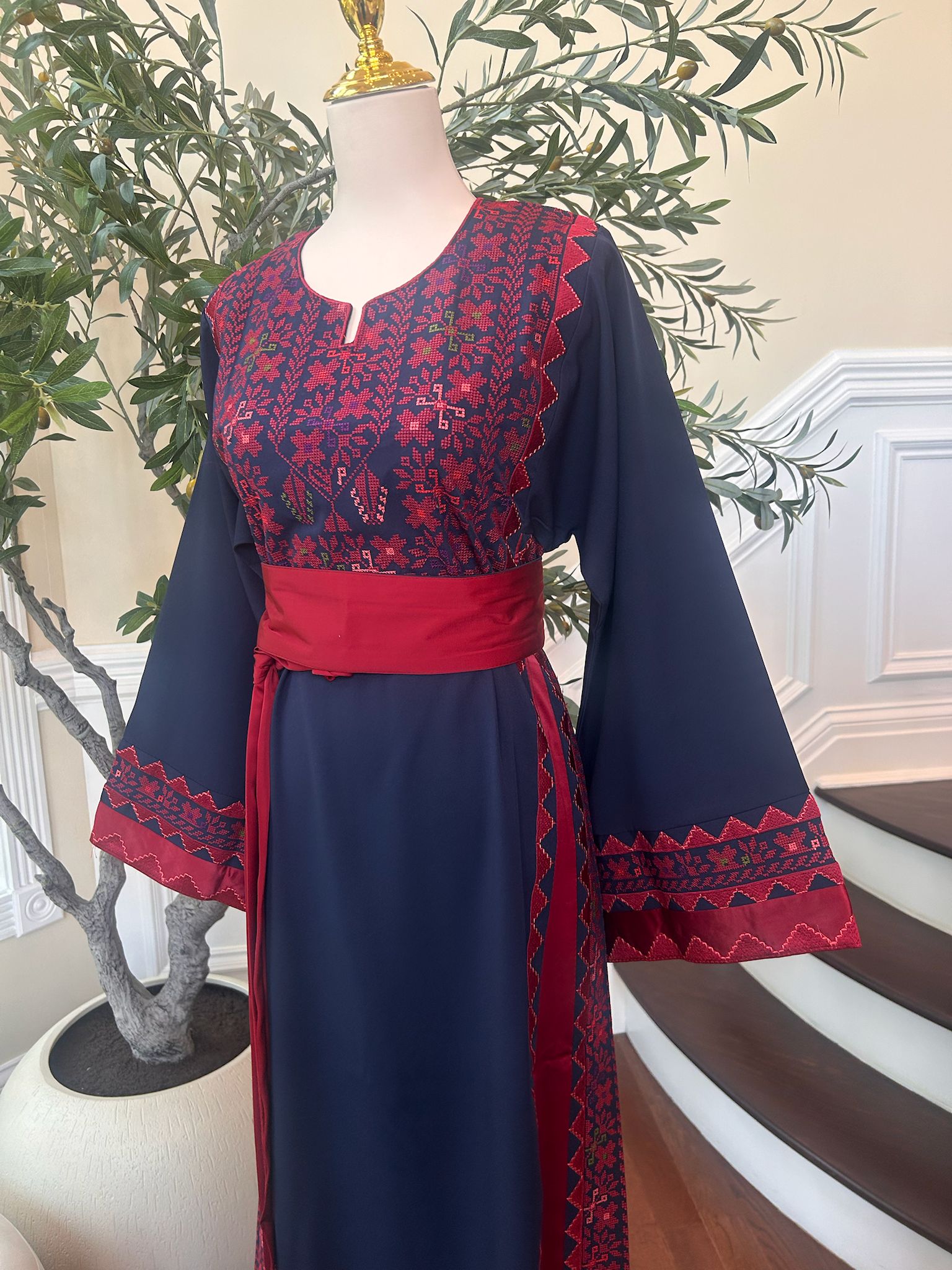 Blue Embroidery Tatreez Red Detail Thobe