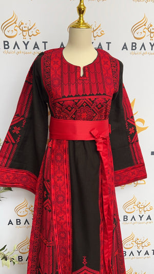 Black/Red Palstainen EmbroideryTraditional