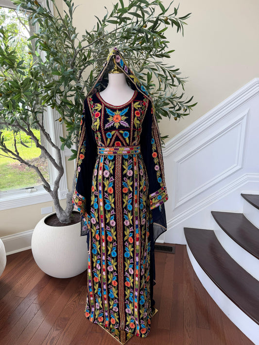 Black Beaded Stone Embroidered Thobe