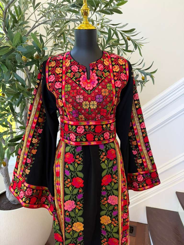 Black Embroidery Tatreez Sabal Kharaz Thobe