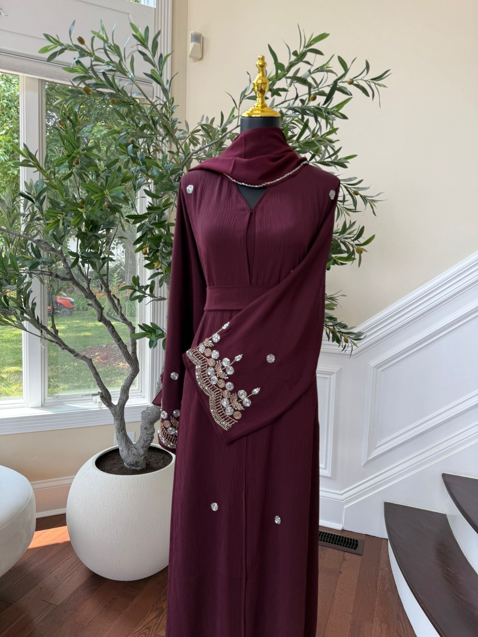 Burgundy Sleeve Detailed Abaya