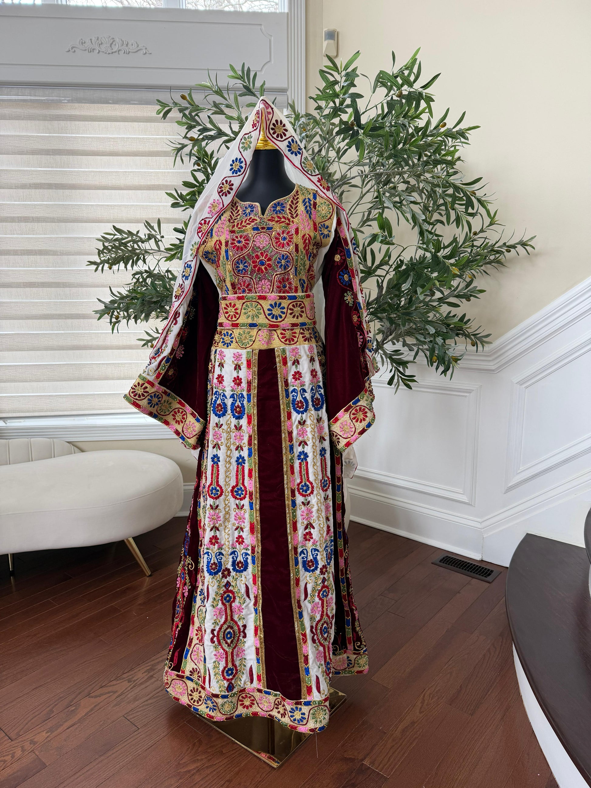 Velvet Maroon and White Traditional Tatreez Sabal Kharaz Detail Thobe