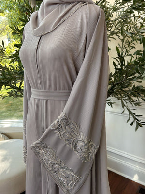 Grey Charming Design Abaya