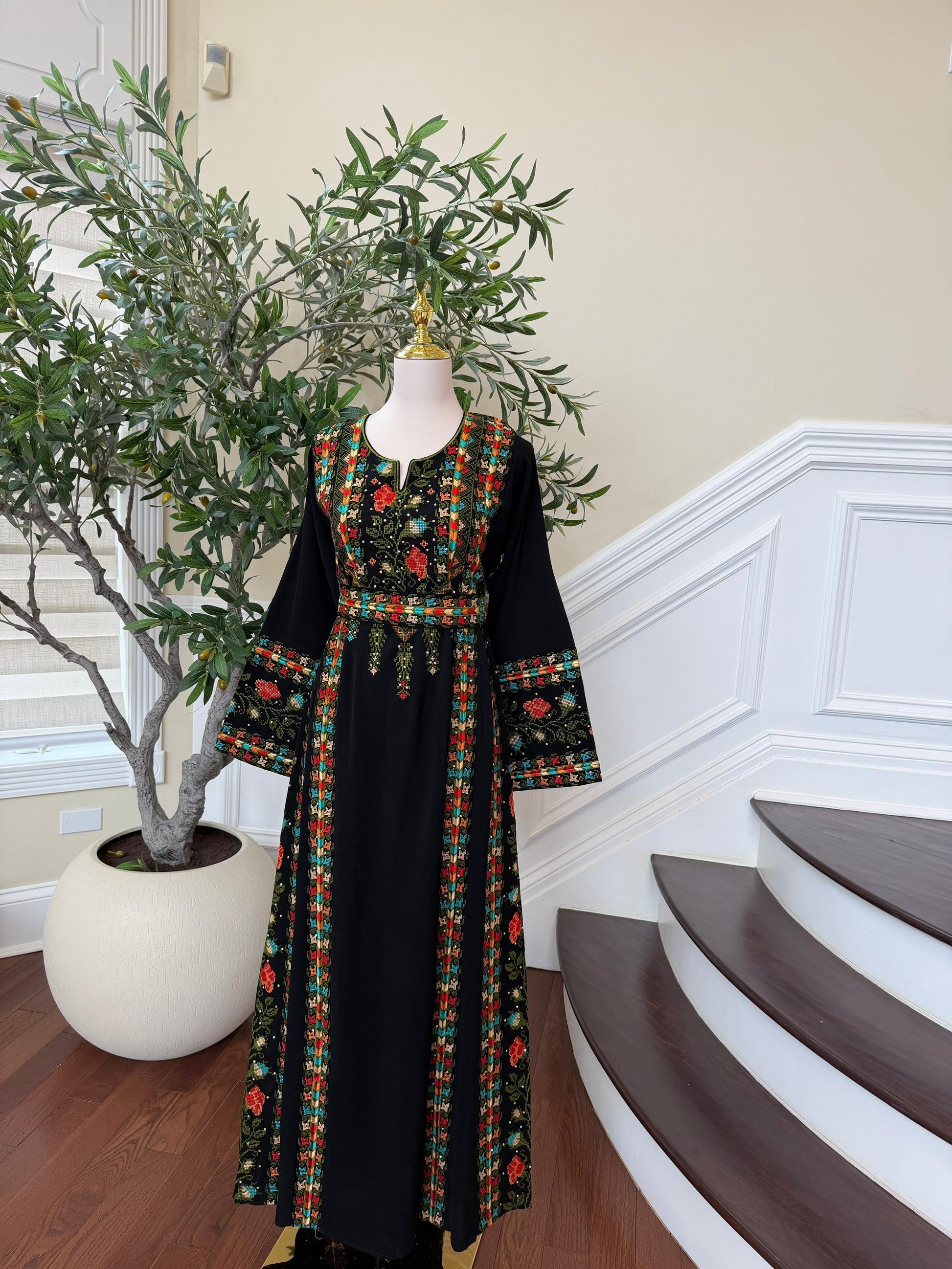 Black Embroidery Tatreez Heritage Thobe