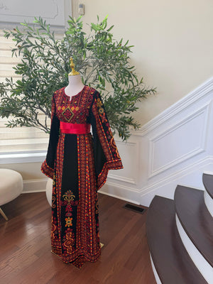 Embroidery Tatreez Bloom Red Thobe