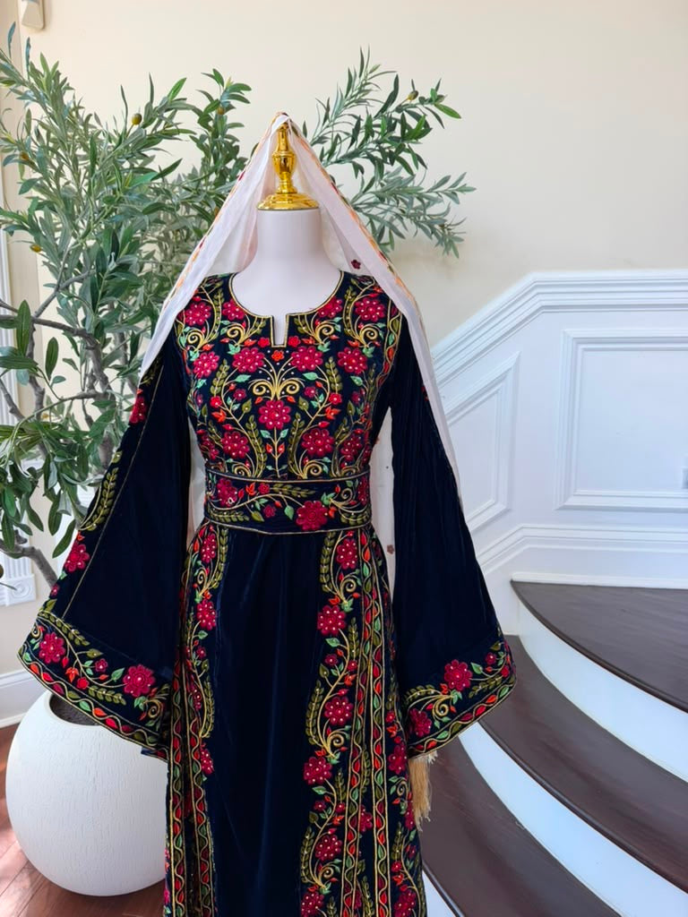 Velvet Blue Floral Embroidered Tatreez Thobe