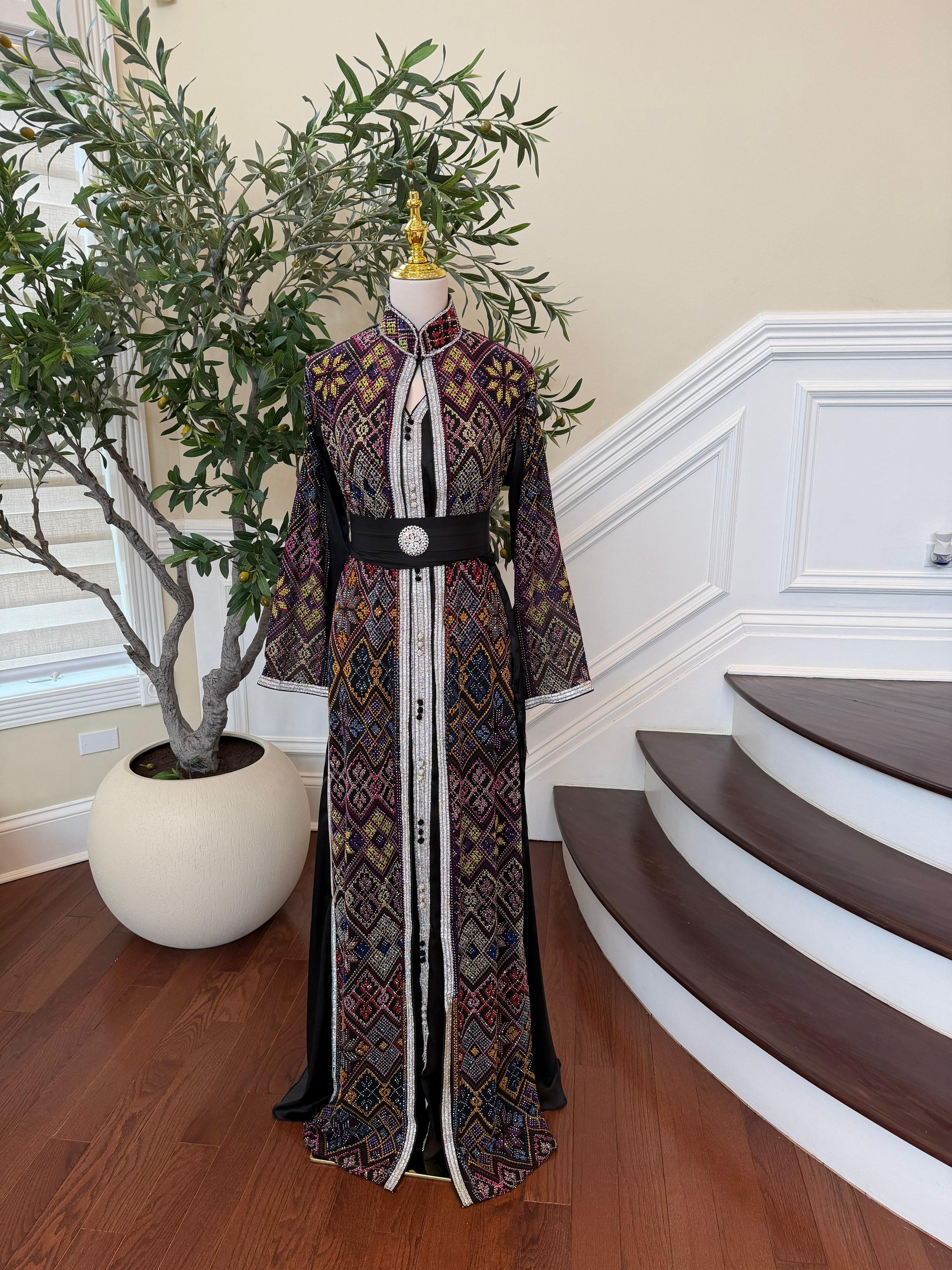 Black Embroidery Royale Kuftan