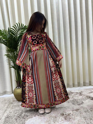 Tan Majdalwi Embroidered Tatreez Thobe