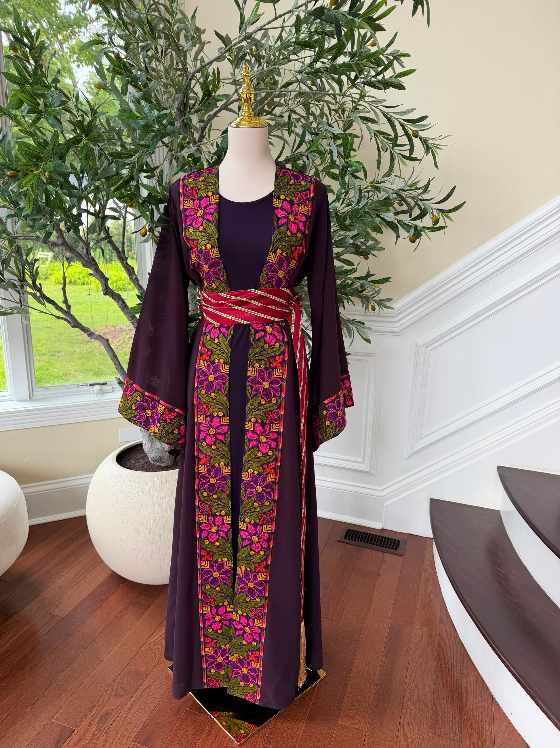 Purple Tatreez Embroidery Floral Thobe