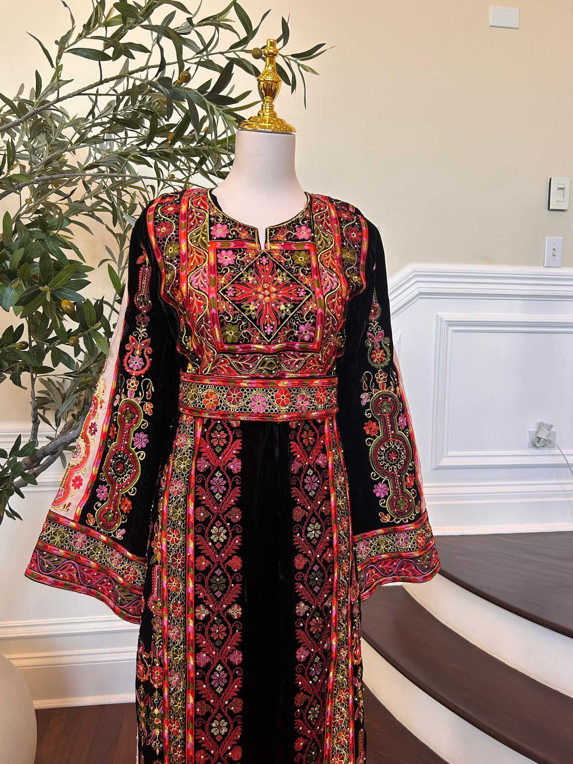 Black Velvet Tatreez Embroidered Thobe