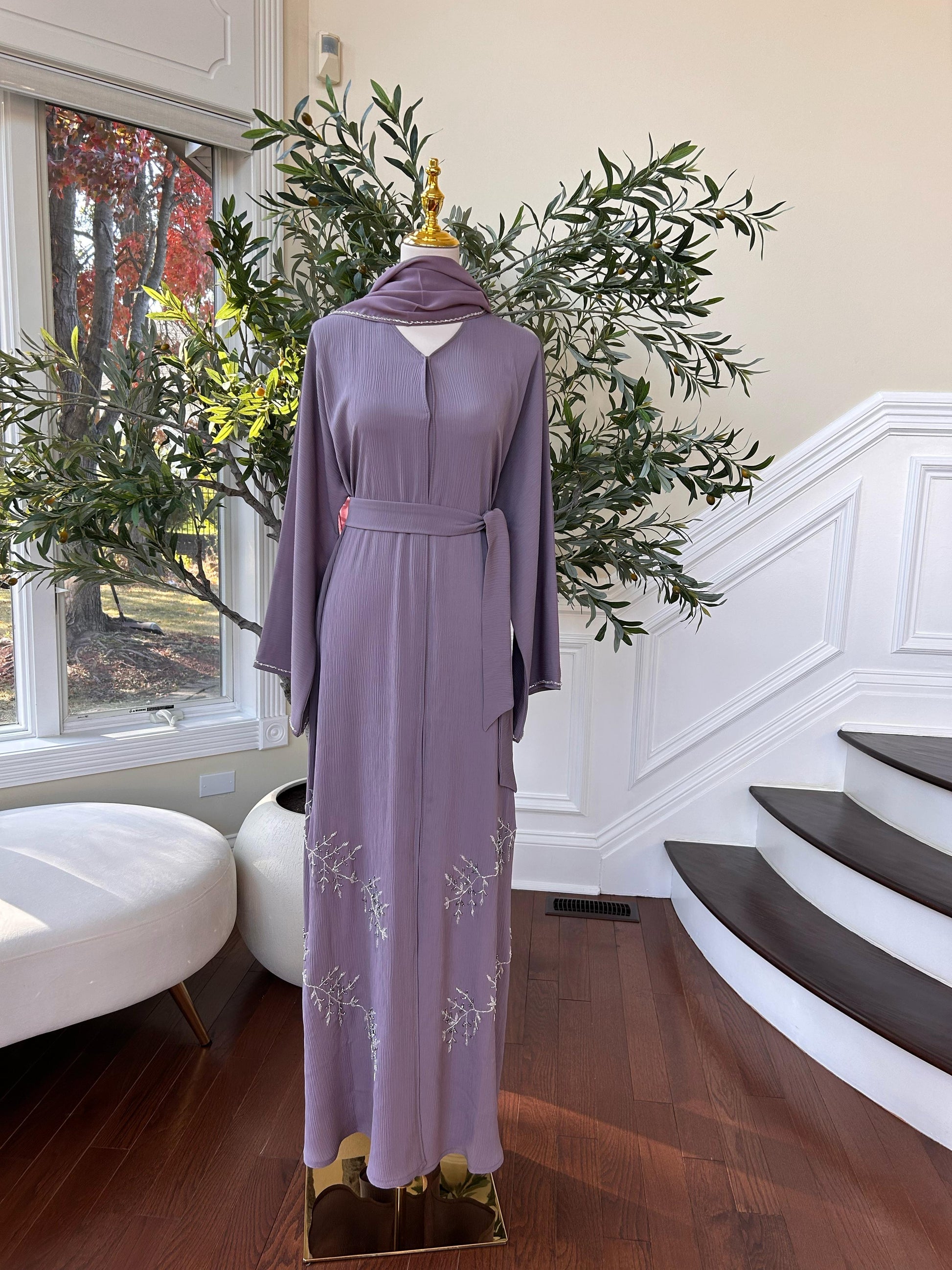 Lavender Charm Luxe Abaya