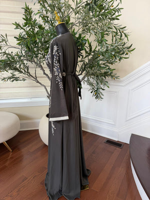 Grey Rose Elegance Beaded Kuftan