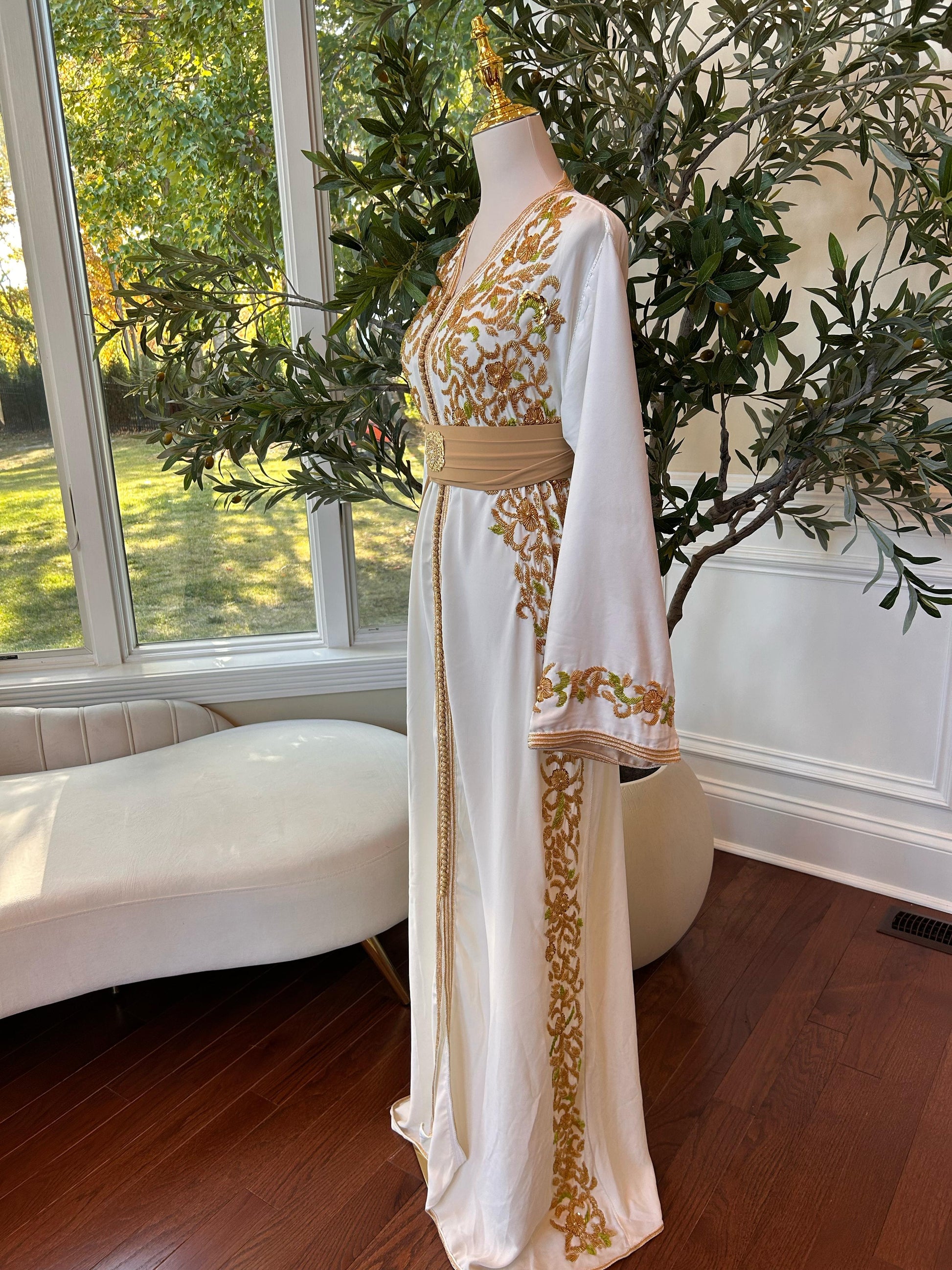 Golden White Embellished Royale Kuftan