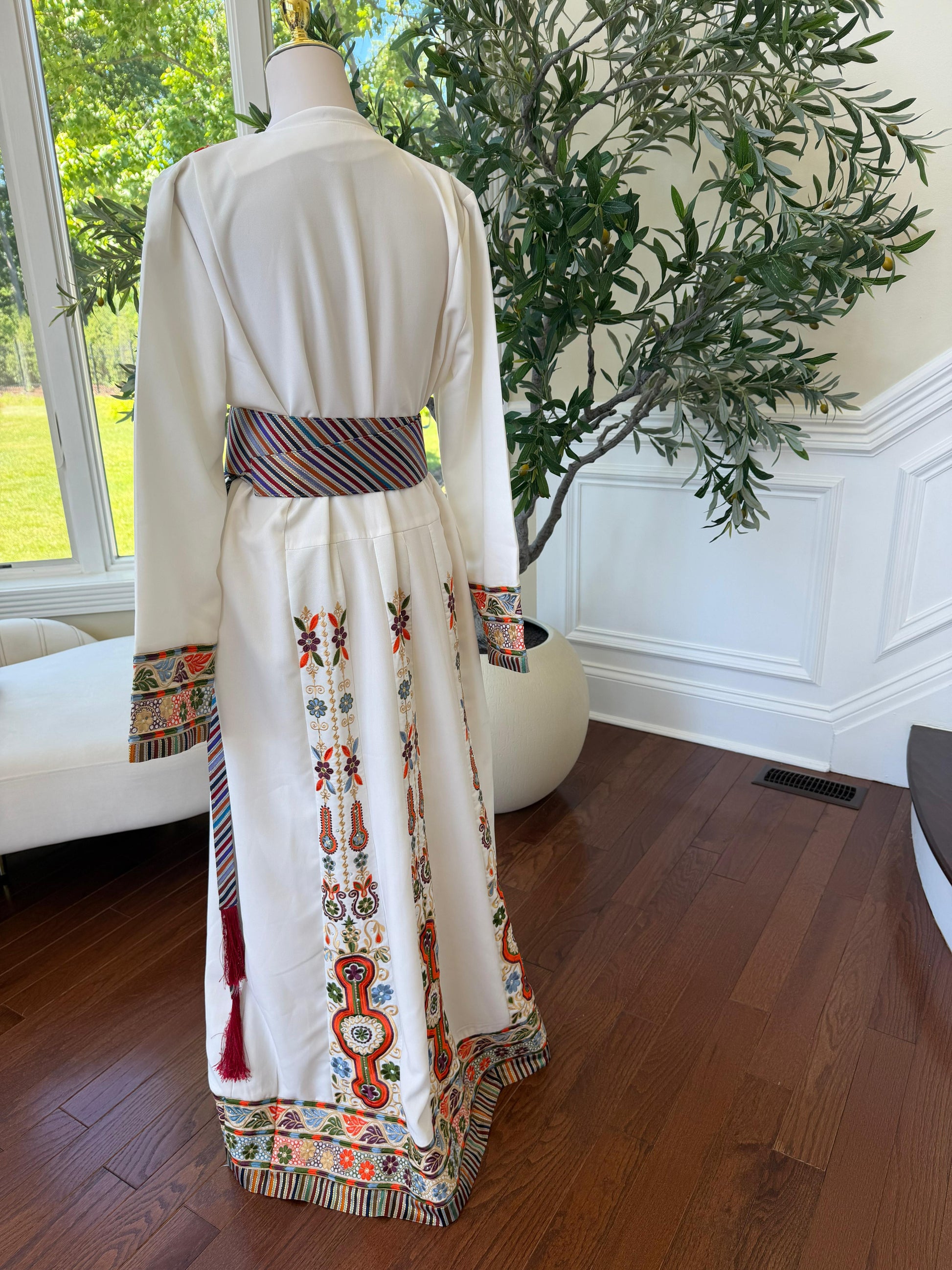 White Embroidery Tatreez Thobe