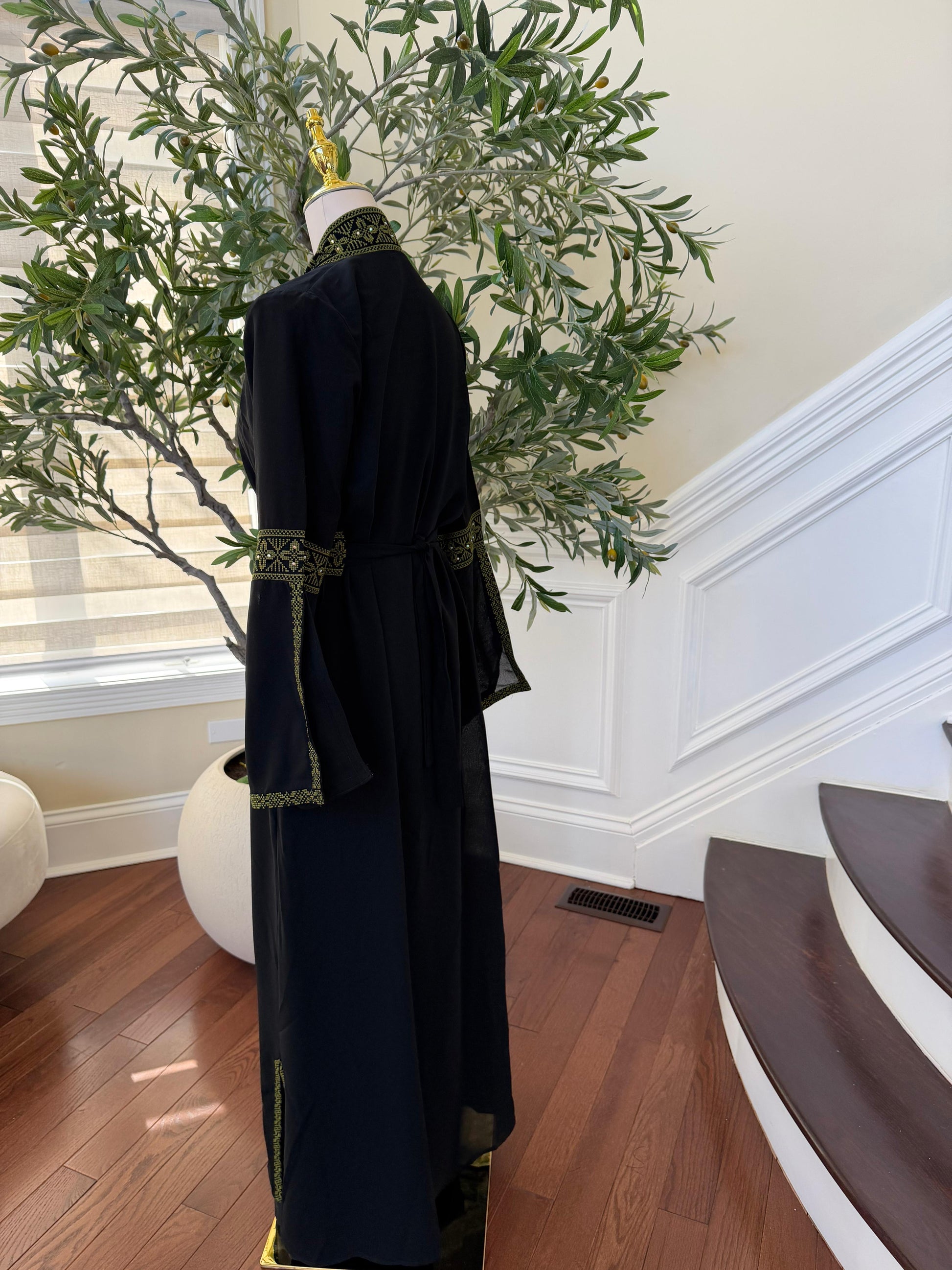 Black Embroidery Green Tatreez Two Piece Thobe