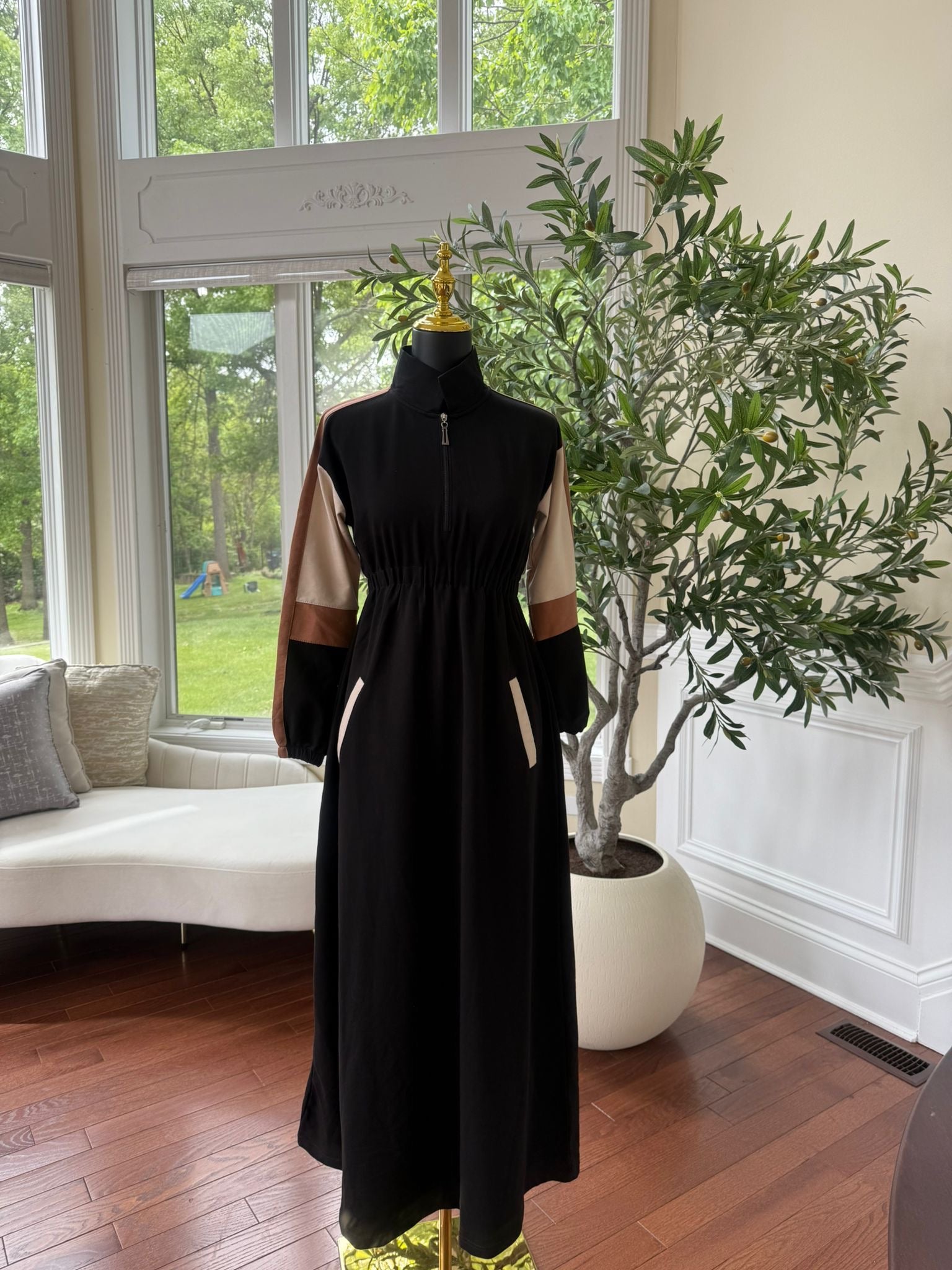 Elegant Black Abaya