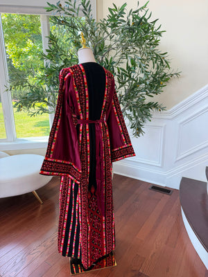 Black Embroidery Tatreez Thobe