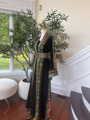 Traditional Green Embroidery Thobe