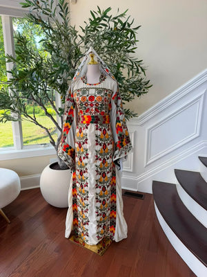 White Beaded Elegance Thobe