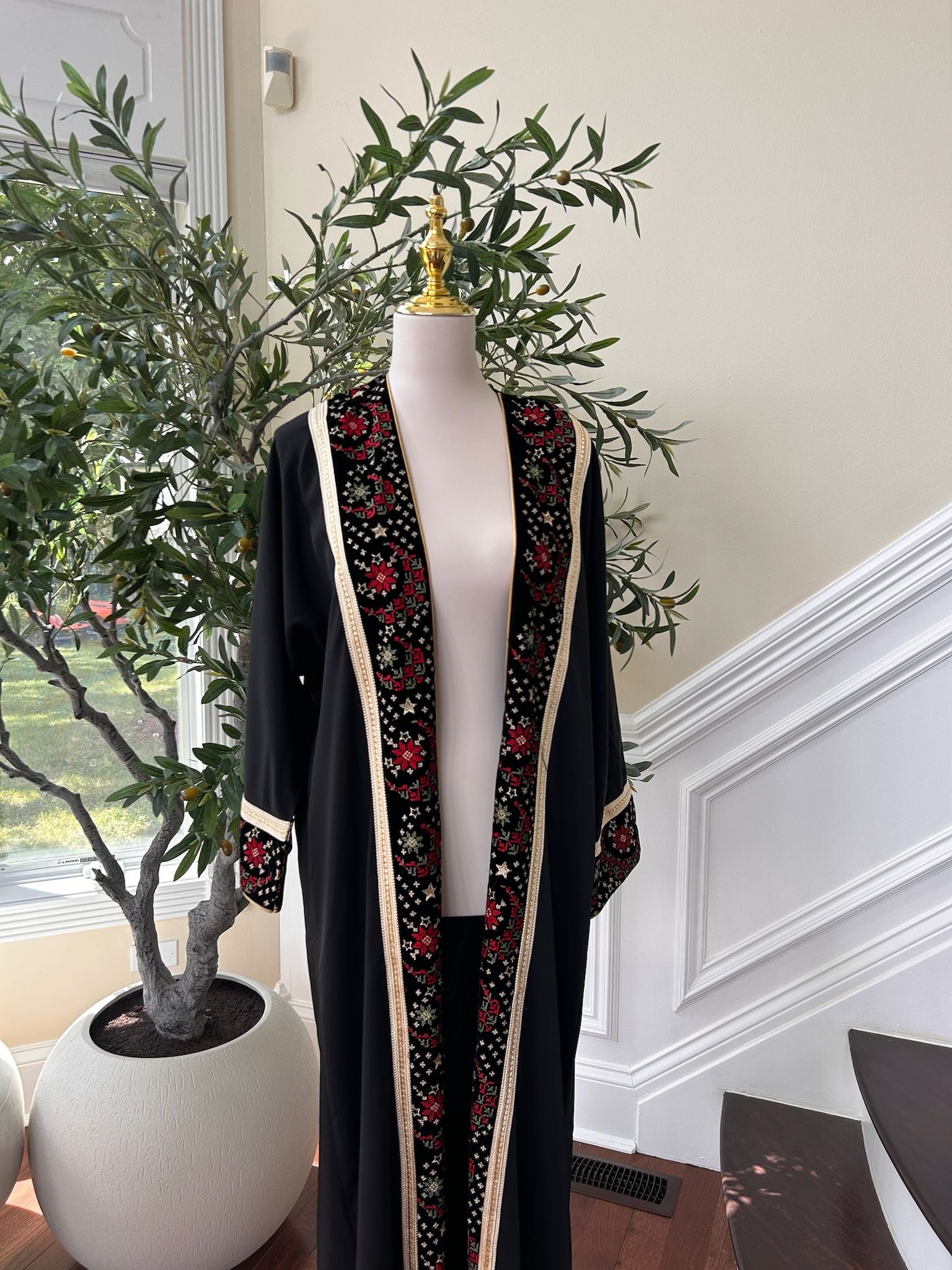 Black Detail Essence Cardigan Abaya