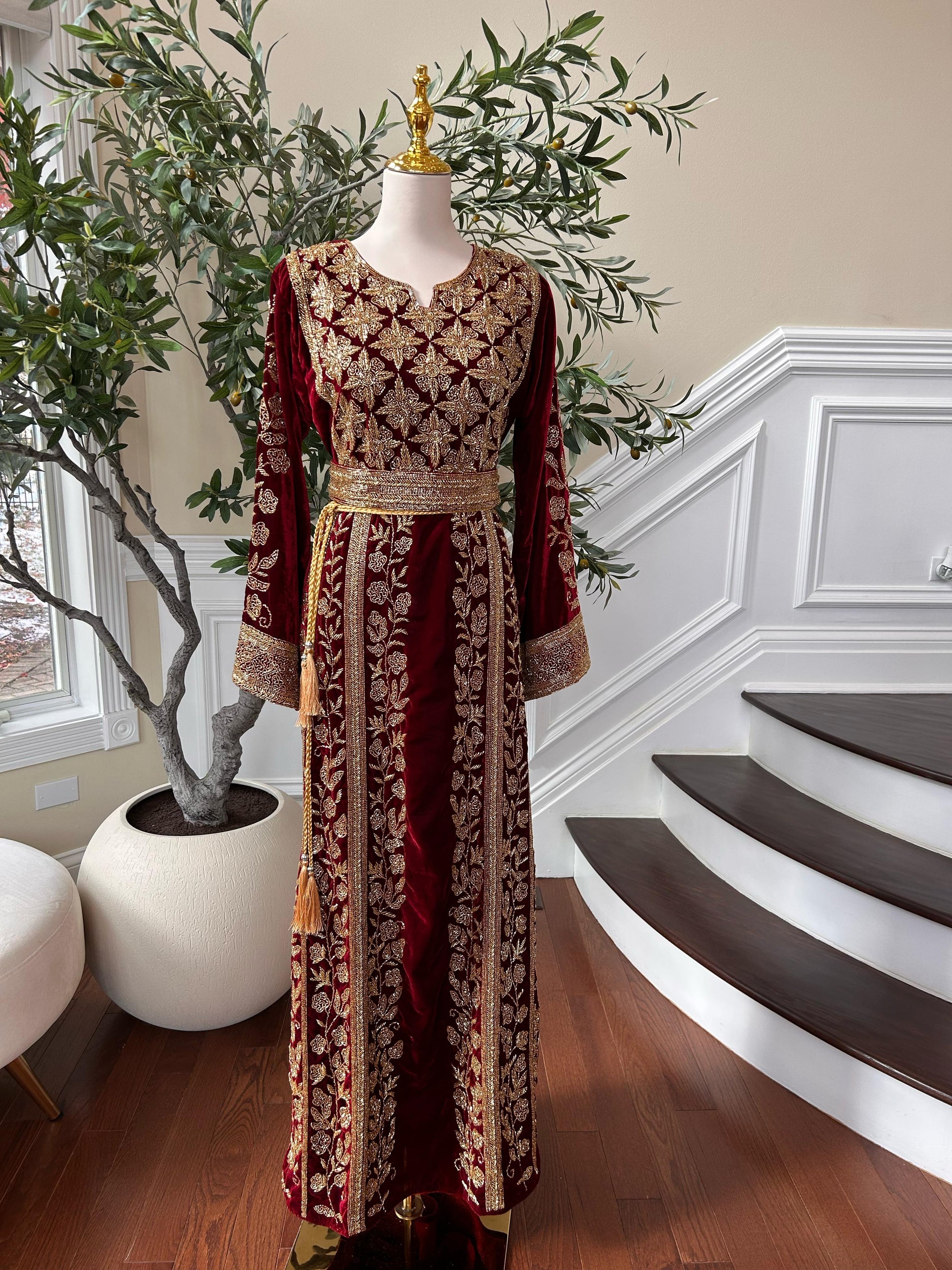 Golden Red Beaded Stone Thobe