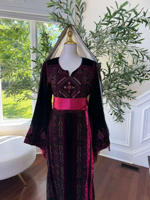 Velvet Green Embroidery Tatreez Thobe