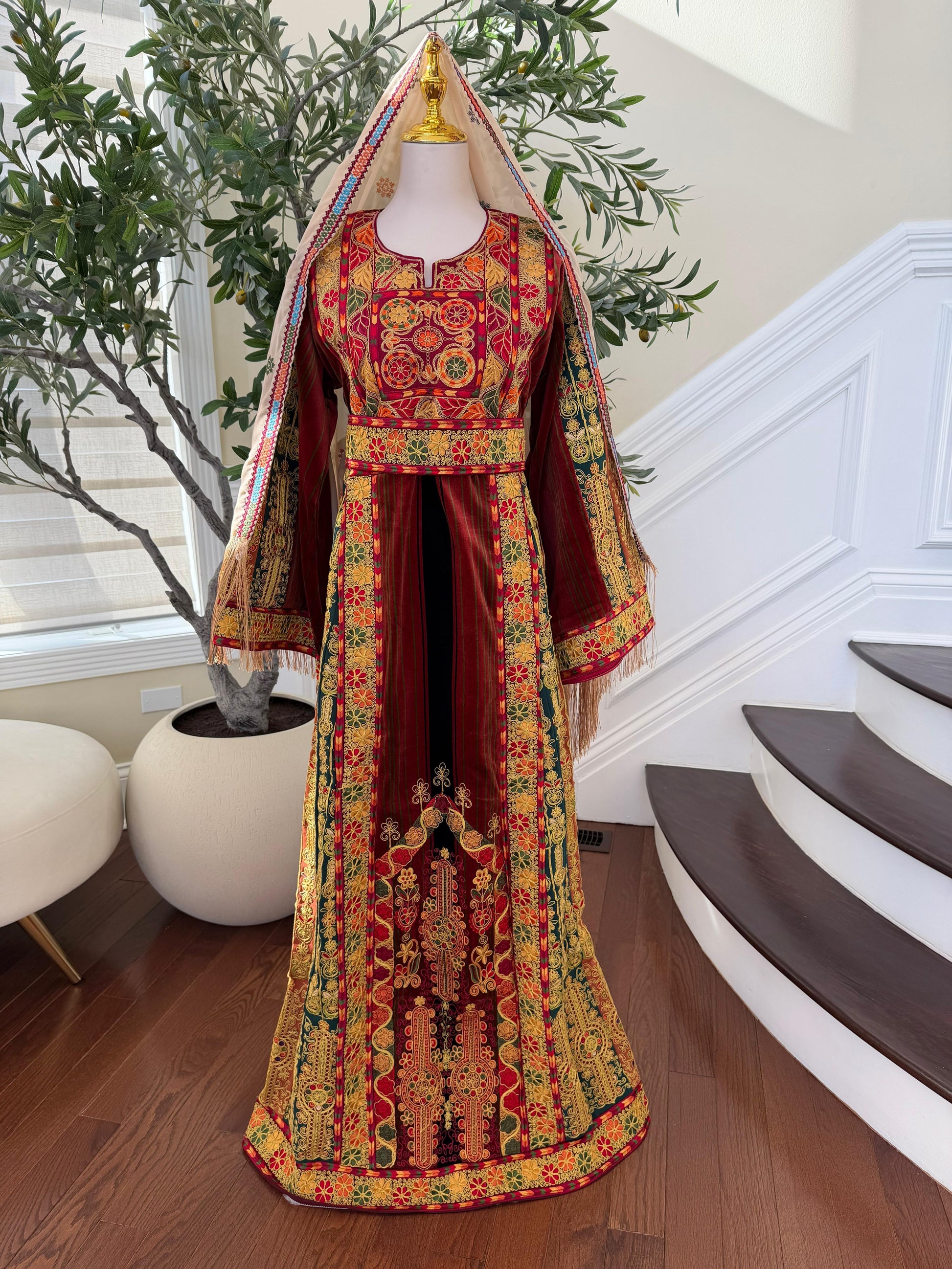 Embroidery Tatreez Jana W Nar Thobe