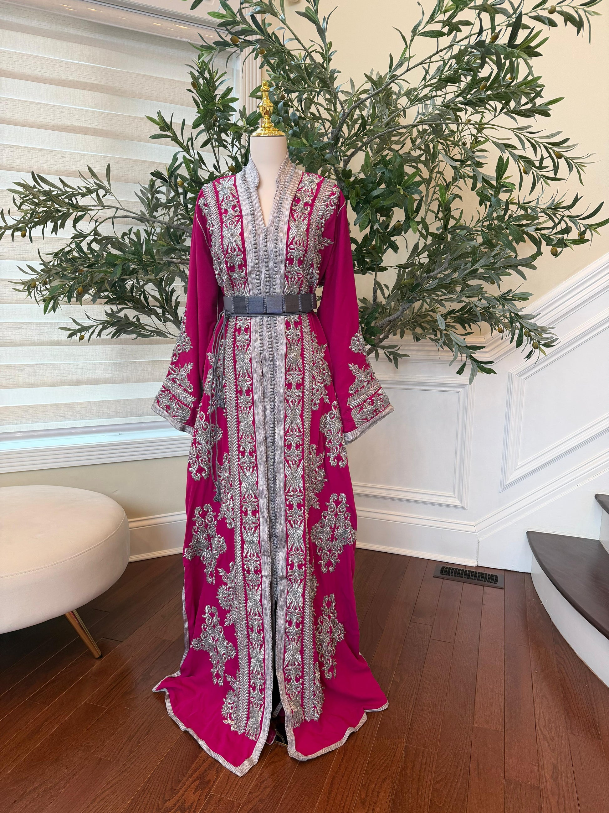 Royal Pink Silver Kuftan Essence