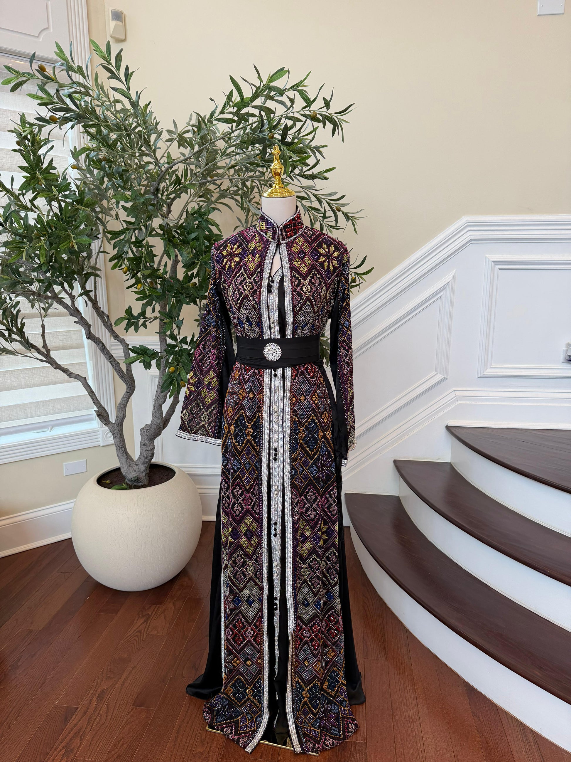 Black Embroidery Royale Kuftan