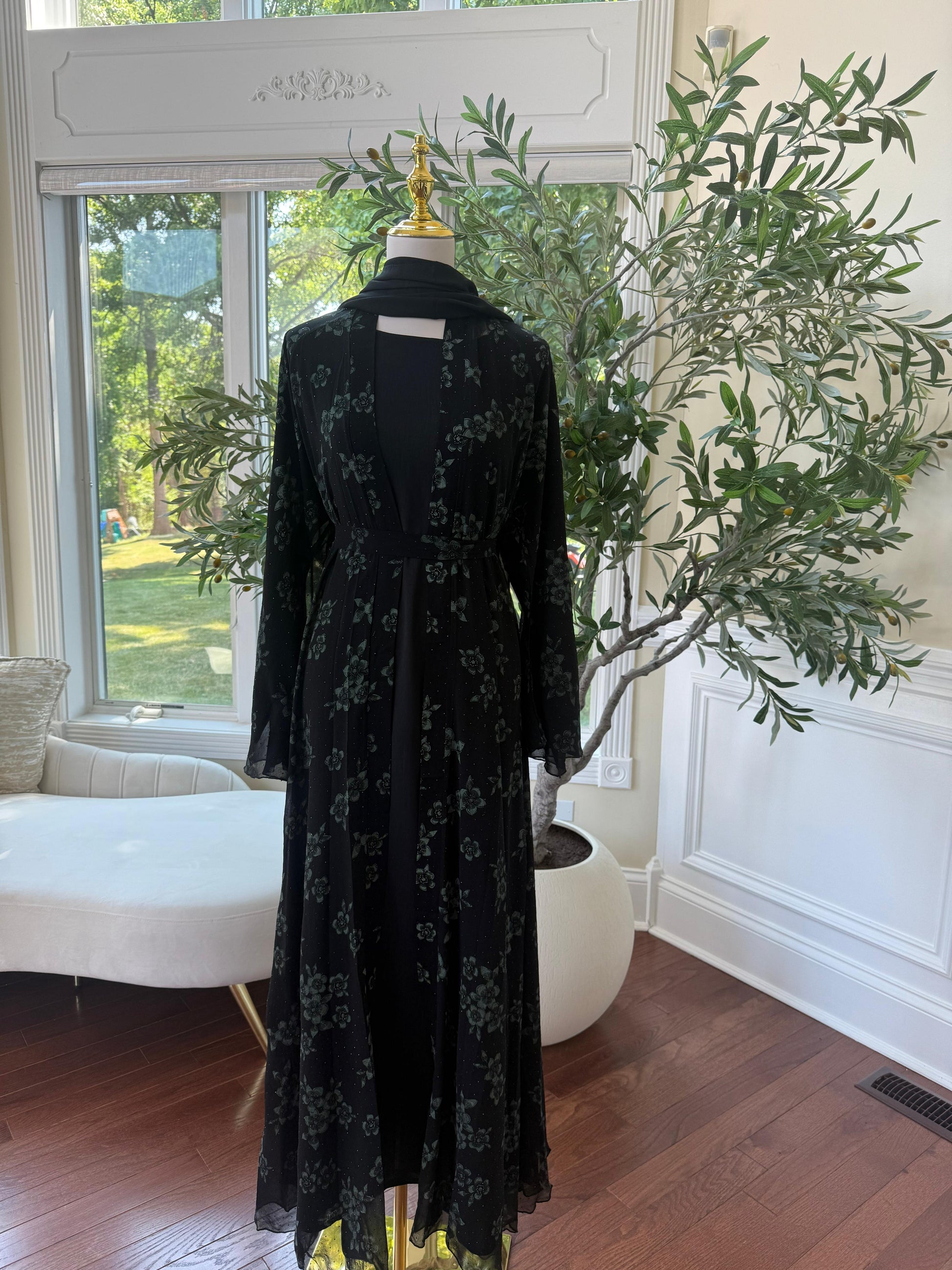 Black Ruffled Shimmer Abaya