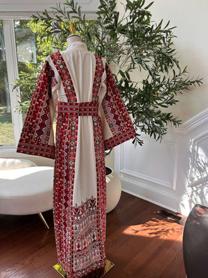 Cream Itamin Tatreez Red Elegance Thobe