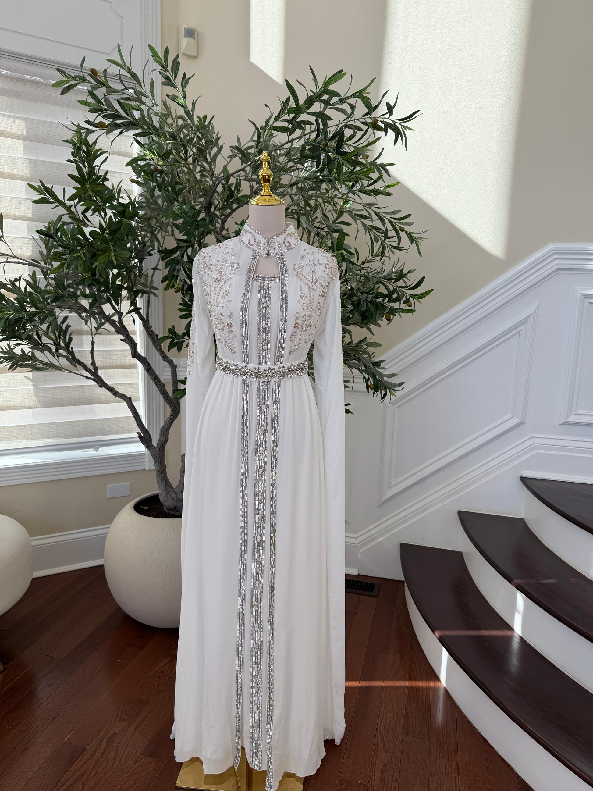 White Crystal Beaded Stone Kuftan