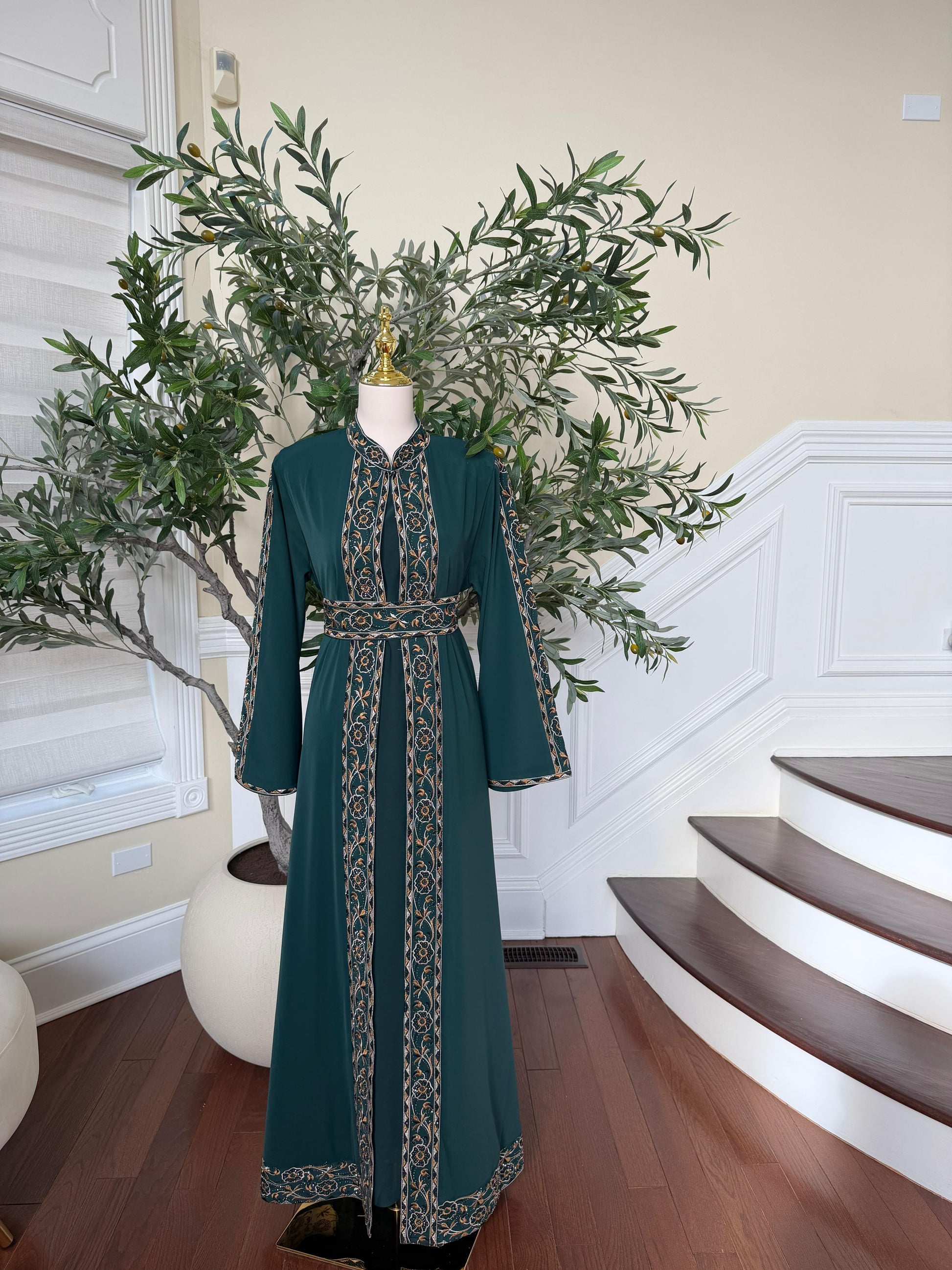 Green Tatreez Elegance Thobe