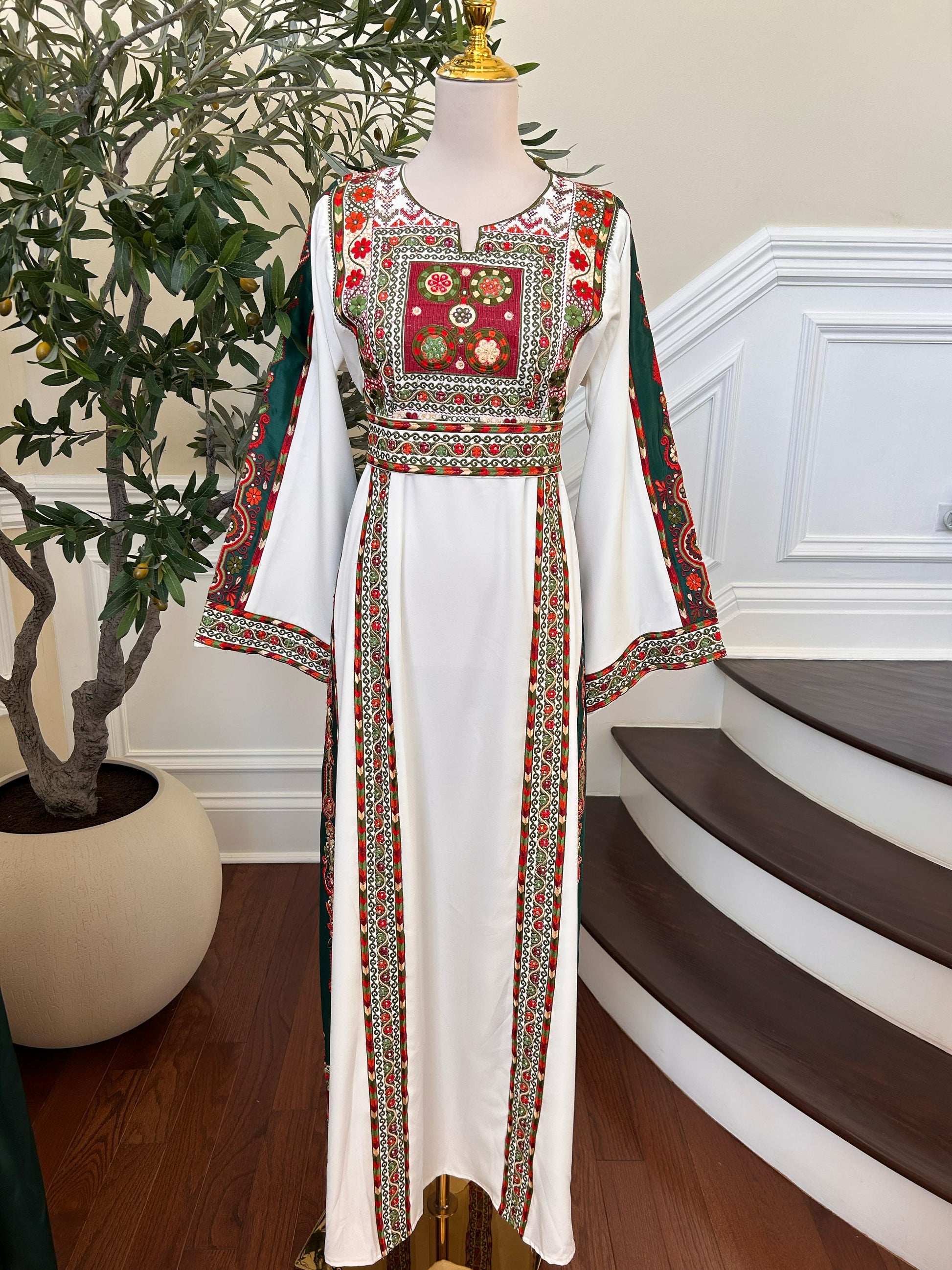 White Embroidery Tatreez Thobe