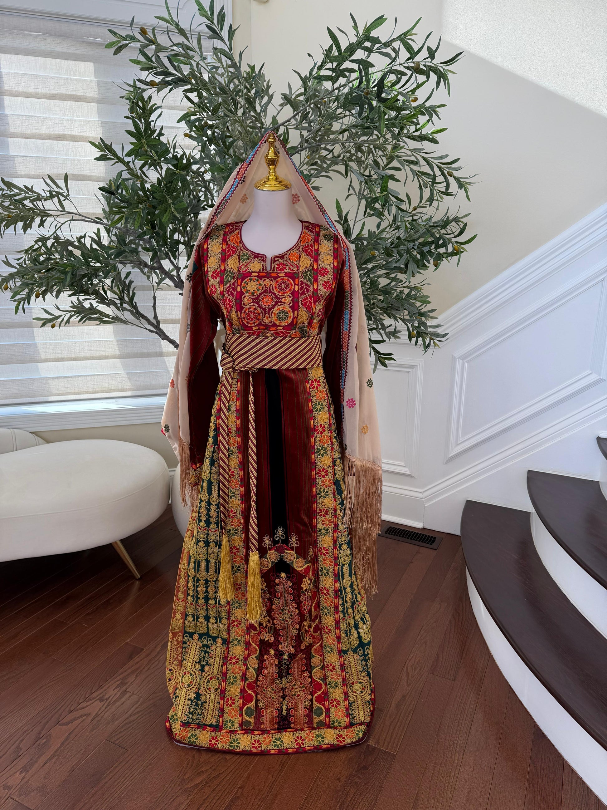 Embroidery Tatreez Jana W Nar Thobe