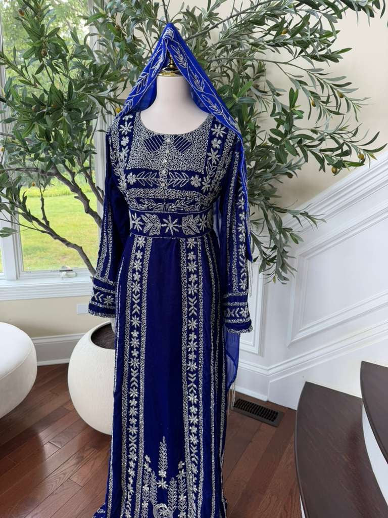Blue Stone Elegance Embroidered Thobe