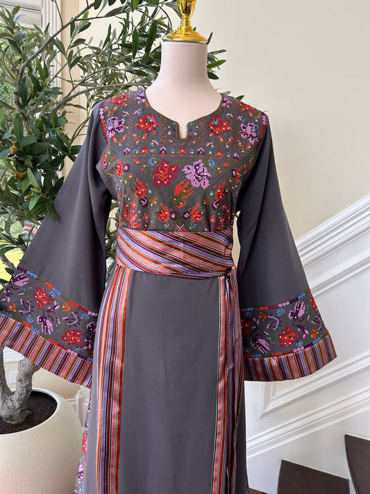 Embroidery Grey Tatreez Essence Detail