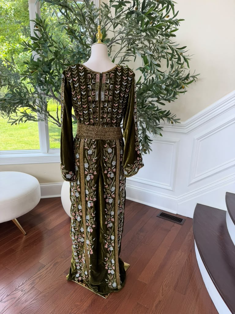 Velvet Olive Green Beaded Stone Thobe