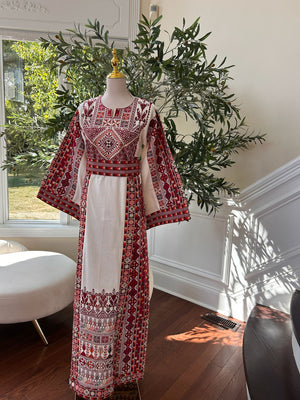 Cream Itamin Tatreez Red Elegance Thobe